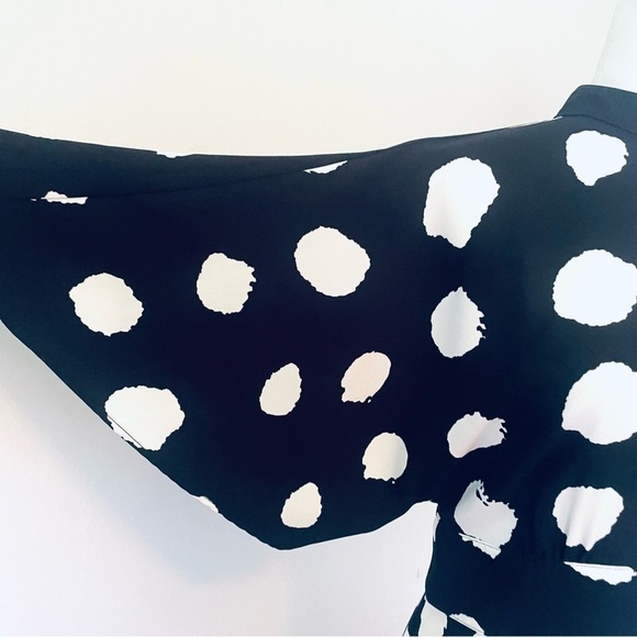 TRUTH & FABLE Keyhole Black & White Maxi Dress – Size M - Picture 14 of 17